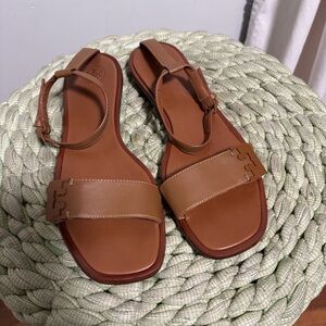 NEW Tory Burch Gabrielle Brown Leather Ankle Strap Flat Sandals Size 8